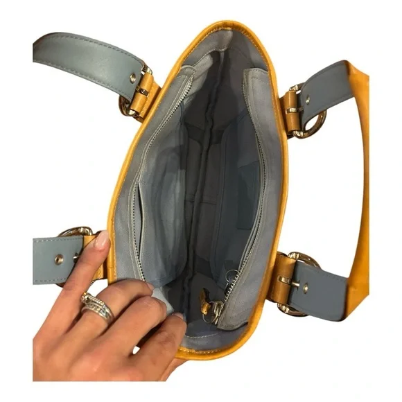 COACH Tan and Black Leather Tote Bag VINTAGE - Picture 5 of 7